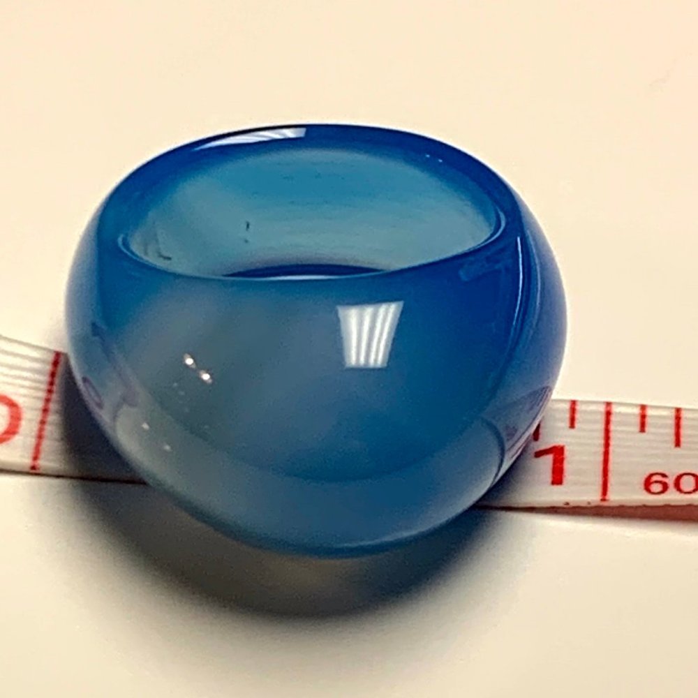 Blue Banded Agate Carved Dome Ring SZ 6 - Picture 5 of 7
